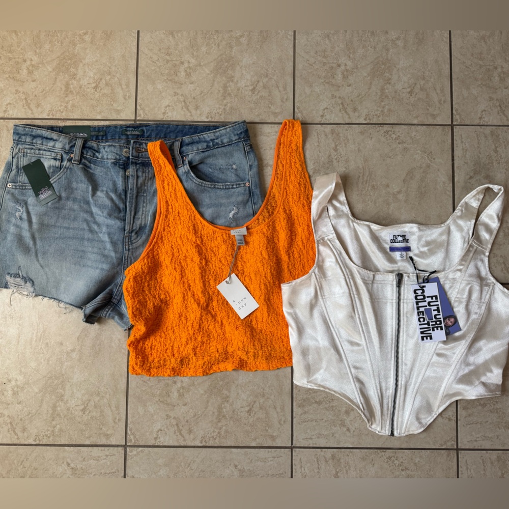 NWT XL Bundle of Target Brand Cutoff Denim Shorts, Ruched Crop Tank & Corset Top